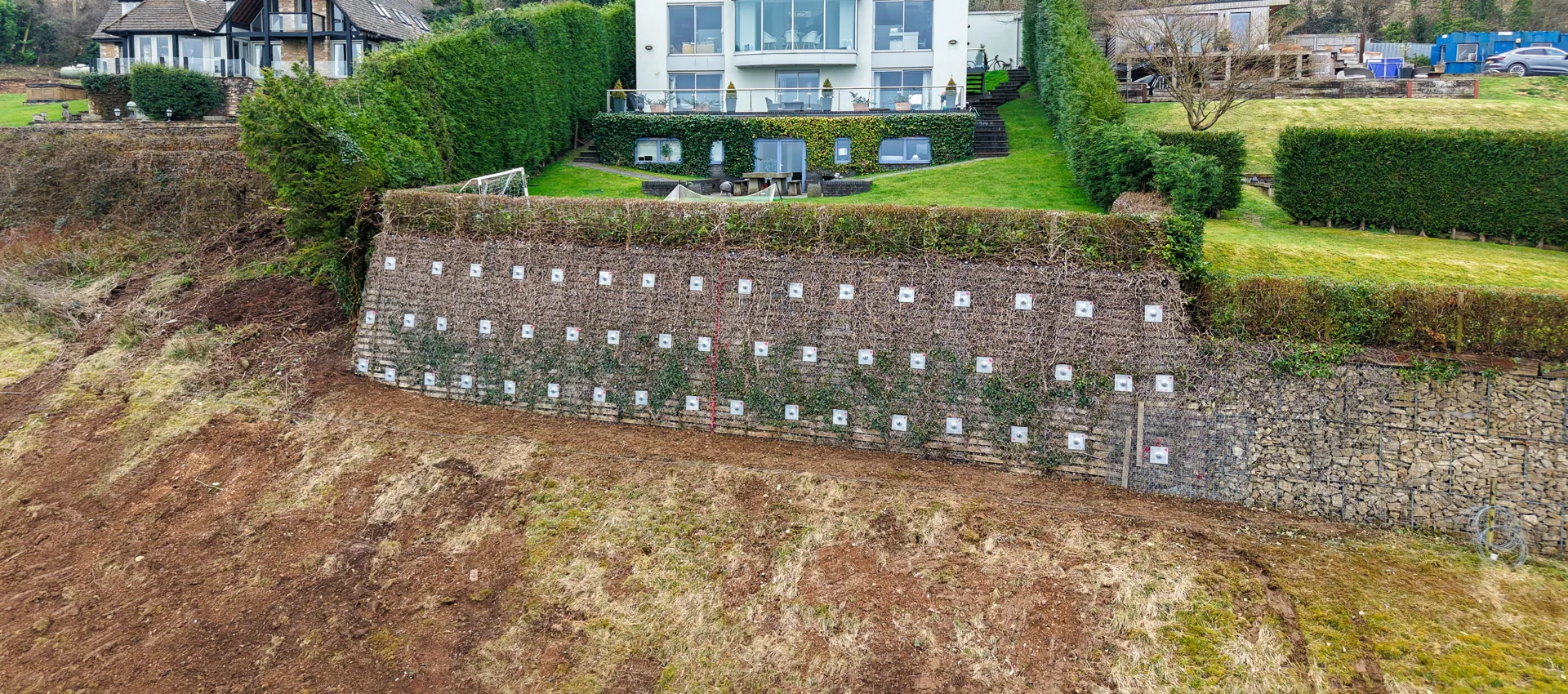 Gloustershire Retaining Wall.png