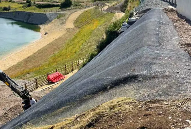 Geocell Reinforcement for Slope Stability at Kings Dyke  (9).png