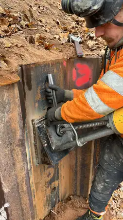 Vulcan Anchor - Sheet Piling, Macclesfield - TH (3).jpg