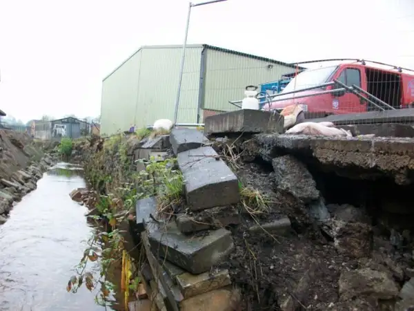 River Roach, Littleborough.jpg