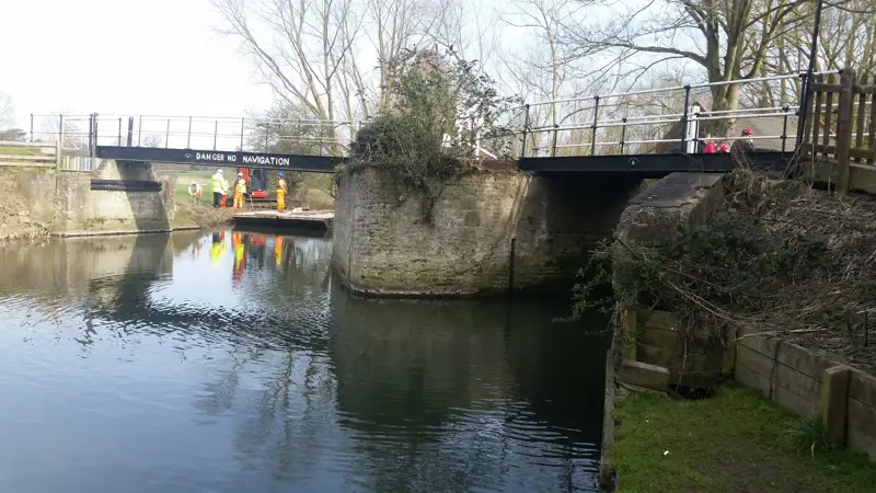 RIVER STORT BRIDGE (7).jpg