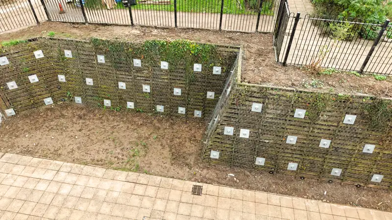 Retaining Wall - Cleeve Court - Dro (14).JPG