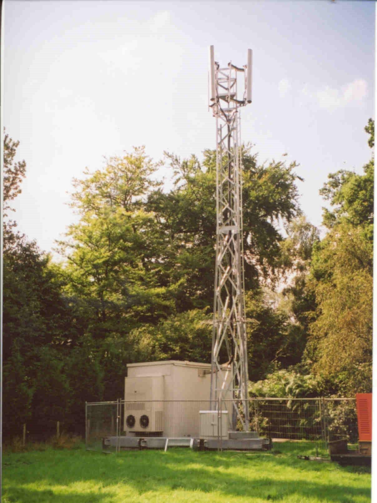 Rundtuben Mini-Piles Support Telecommunications Mast Fleet