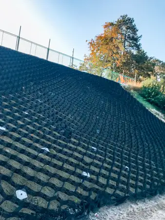 Vulcan Anchor - Butts Bridge - Slope (7).jpg