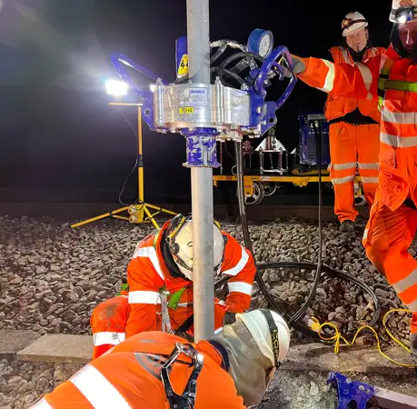 Installation of Extendable Anchor Screw 2.jpg