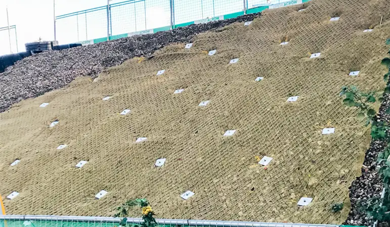 Slope Stabilisation - Earth Bunds - Cuttings (6).png