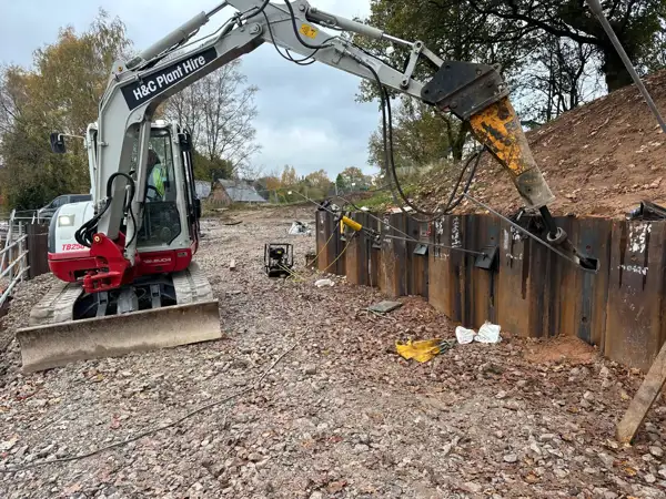 Vulcan Anchor - Sheet Piling, Macclesfield - TH (14).jpeg