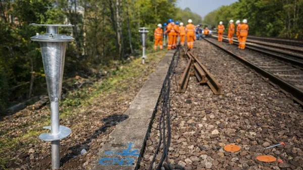 Key Features & Benefits