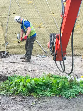 Vulcan Anchor - Butts Bridge - Slope (9).jpg